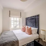 Pelham Court Apartments
